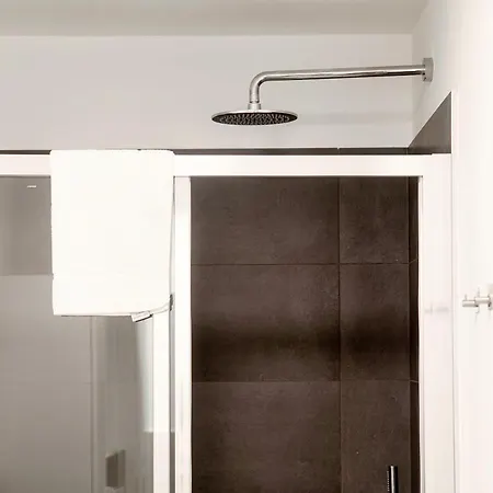 Apartamento Getaway - The House Of Travelers Como