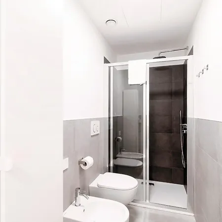 Getaway - The House Of Travelers * Como
